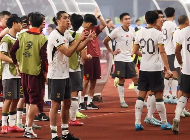 包含狂热追随者！国内足球强队对阵全面调查的词条