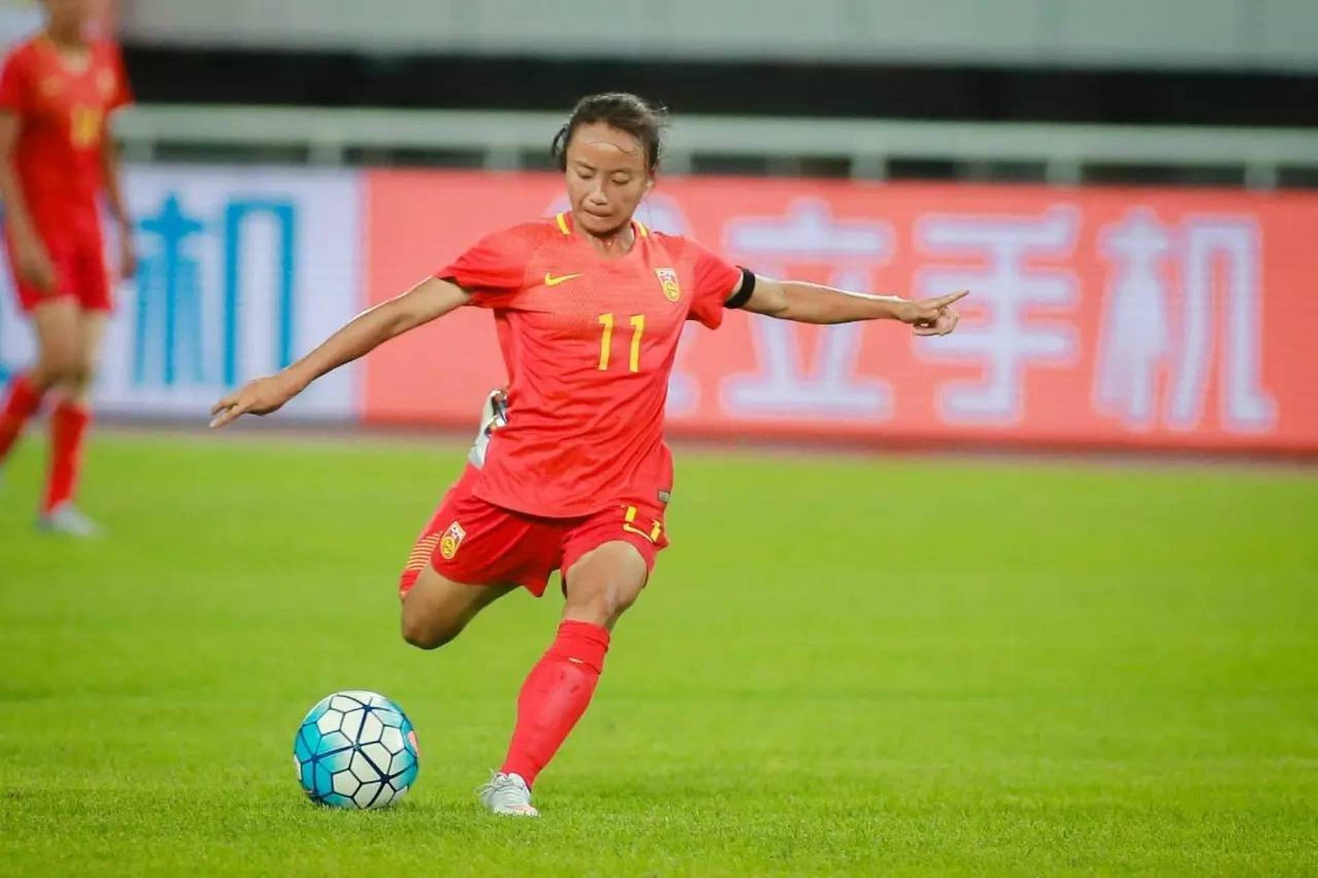 足球场上风华绝代的女性选手